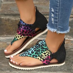 NWT EMERY ROSE WOMENS FLAT THONG SANDALS
